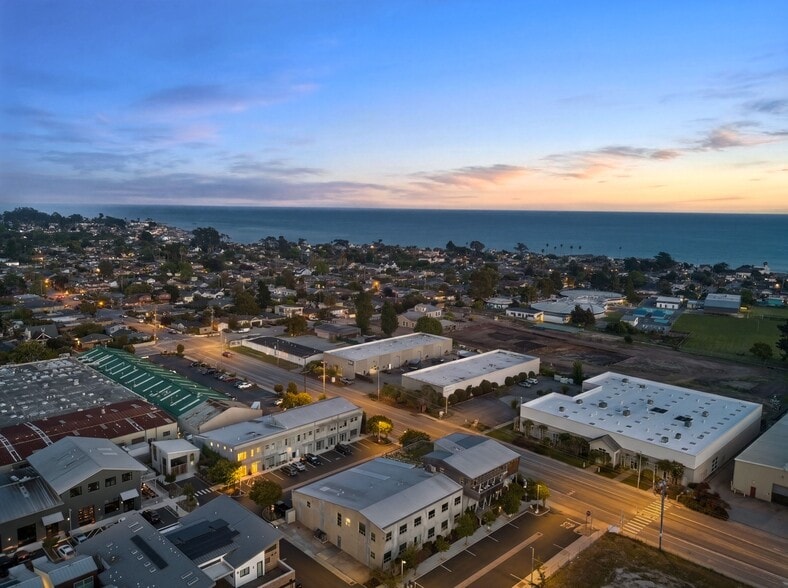 More Photos Of 108 High Rd, Santa Cruz Flex For Sale
