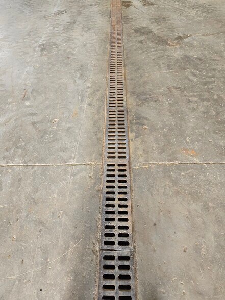 More Photos Of 8342 Airport Hwy, Holland Warehouse For Sale