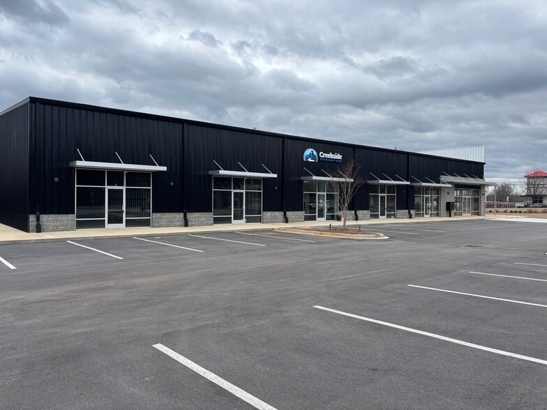 More Photos Of 409 Scuffletown Rd, Simpsonville General Retail For Lease