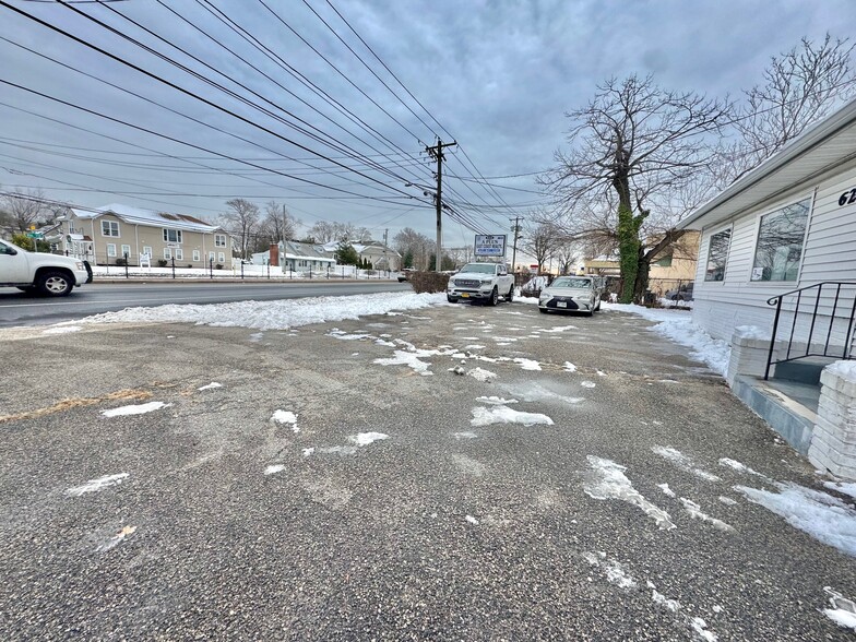 More Photos Of 622 Broadway, Amityville General Retail For Sale