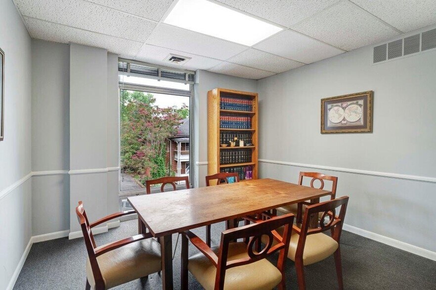 More Photos Of 415 4th St NE, Charlottesville Office Residential For Sale
