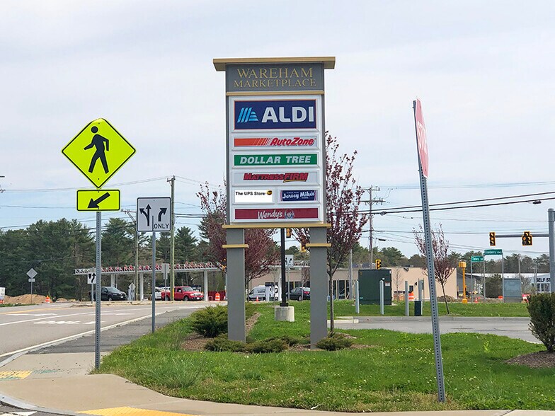 More Photos Of 2419 Cranberry Hwy, Wareham Unknown For Lease