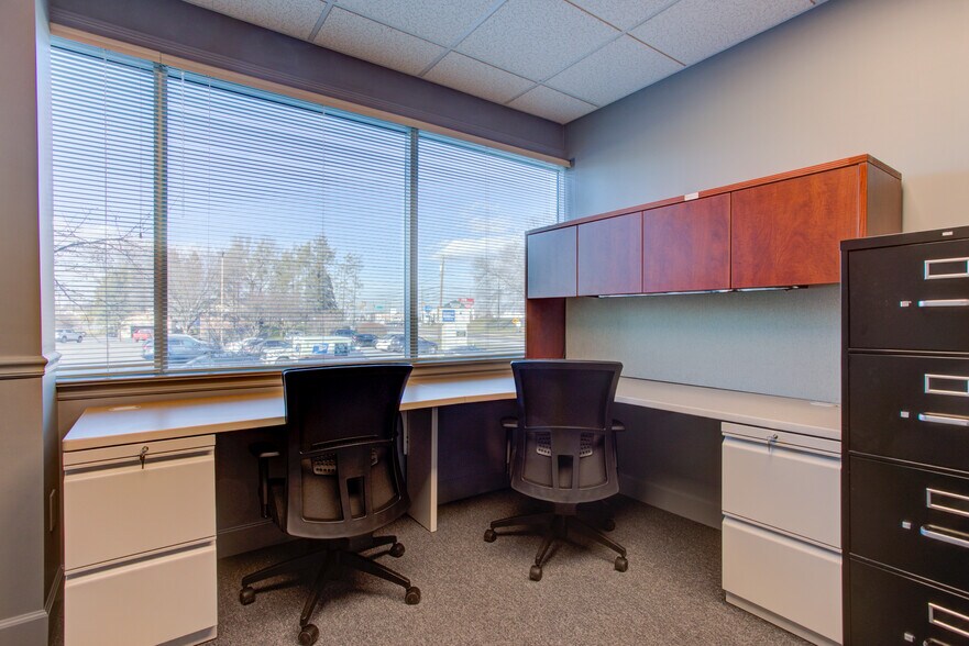 More Photos Of 930 Red Rose Ct, Lancaster Office For Sale
