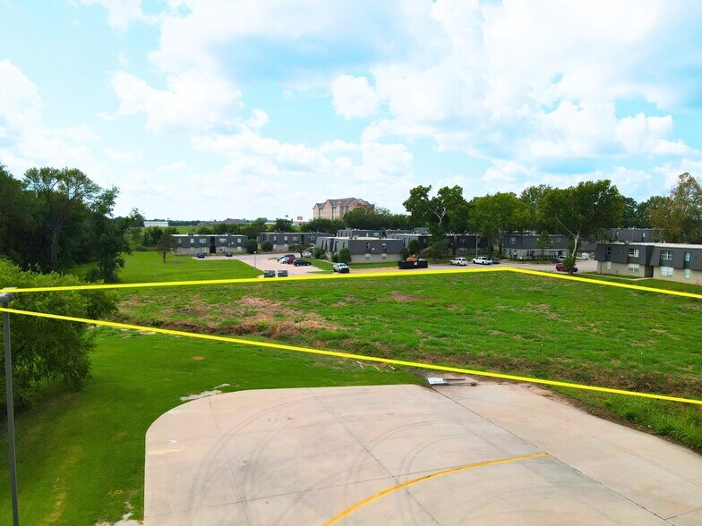 More Photos Of 12th Avenue, Ardmore Land For Sale