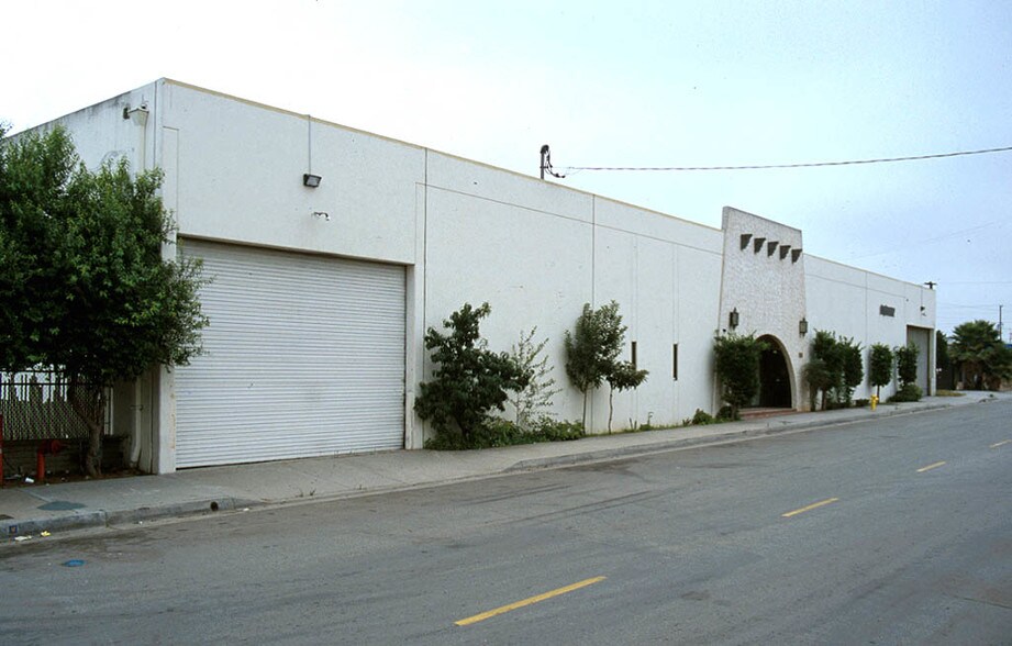 More Photos Of 360-366 W 132nd St, Los Angeles Industrial For Sale