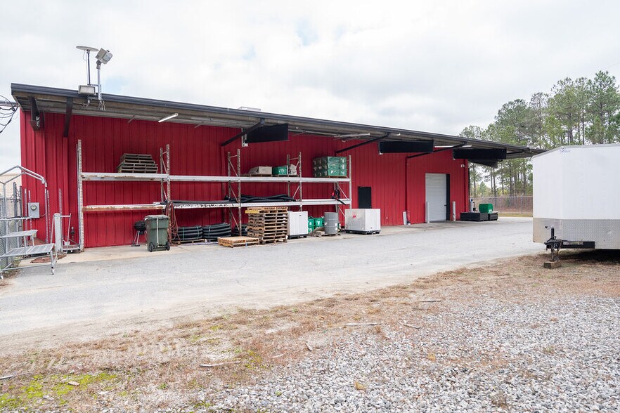 More Photos Of 3321 Holley Rd, Lizella Freestanding For Sale