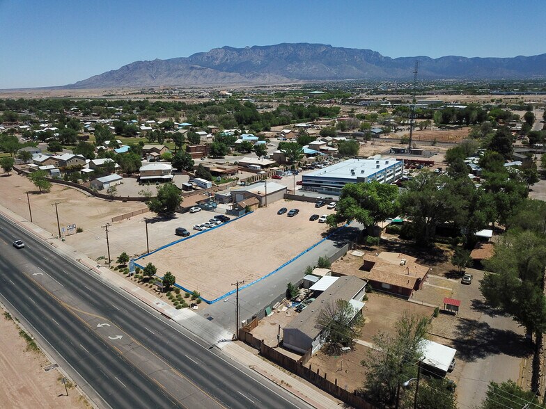 More Photos Of 9100 2nd St NW, Albuquerque Medical For Lease