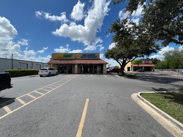 More Photos Of 310 E Pecan Blvd, McAllen Storefront For Lease