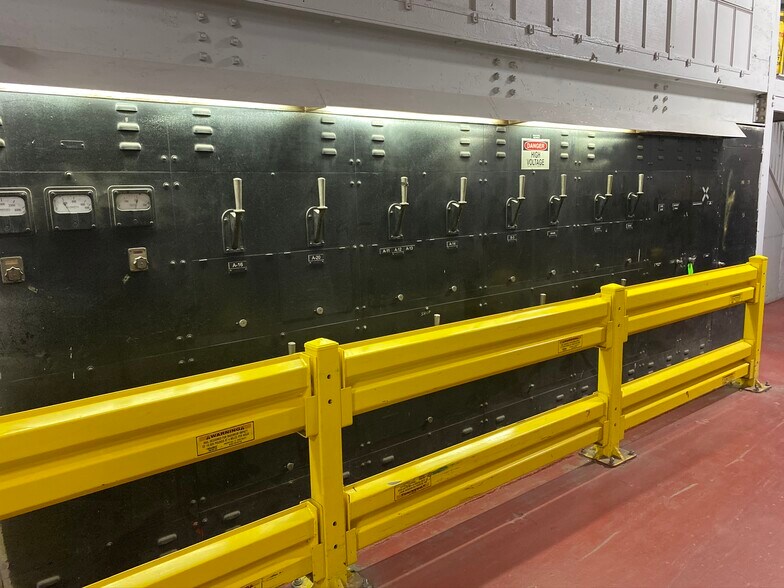 More Photos Of 555 E 242nd St, Bronx Industrial For Sale