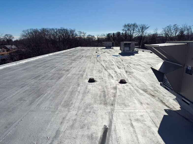 More Photos Of 955 US Highway 9, South Amboy Office For Sale