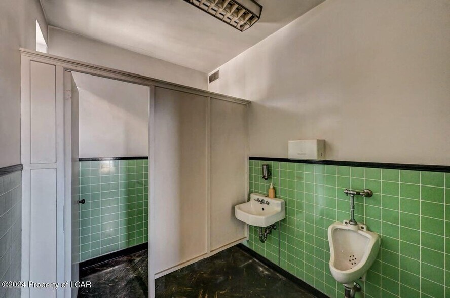 More Photos Of 98 N Church St, Hazleton Religious Facility For Sale