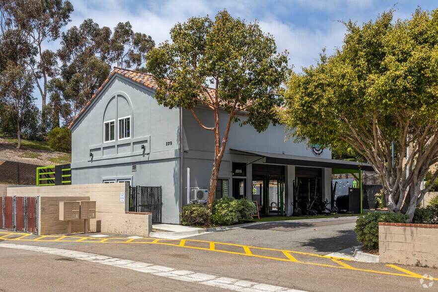 More Photos Of 2434-2598 Vista Way, Oceanside Unknown For Lease