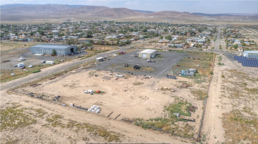 More Photos Of 1810 Lake St, Silver Springs Warehouse For Lease