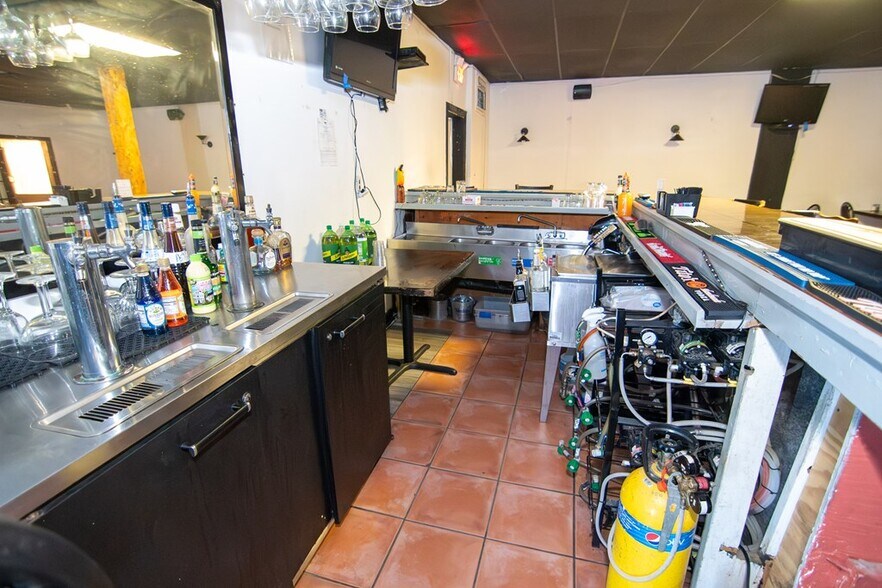 More Photos Of 29106 Lankford Hwy, Melfa Restaurant For Sale
