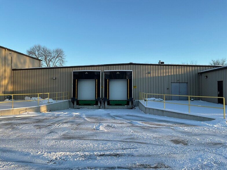 More Photos Of 1031 Appleton Rd, Menasha Industrial For Lease