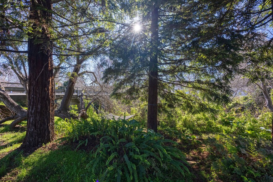 More Photos Of 393 Stage Rd, Pescadero Hospitality For Sale