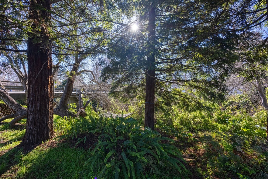 More Photos Of 393 Stage Rd, Pescadero Hospitality For Sale