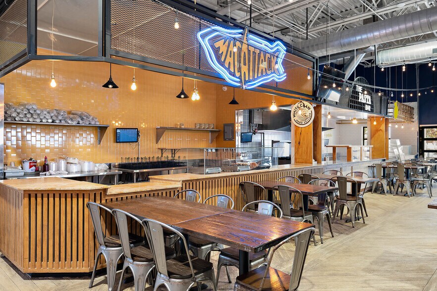 More Photos Of 12849 Ocean Gtwy, Ocean City Restaurant For Sale