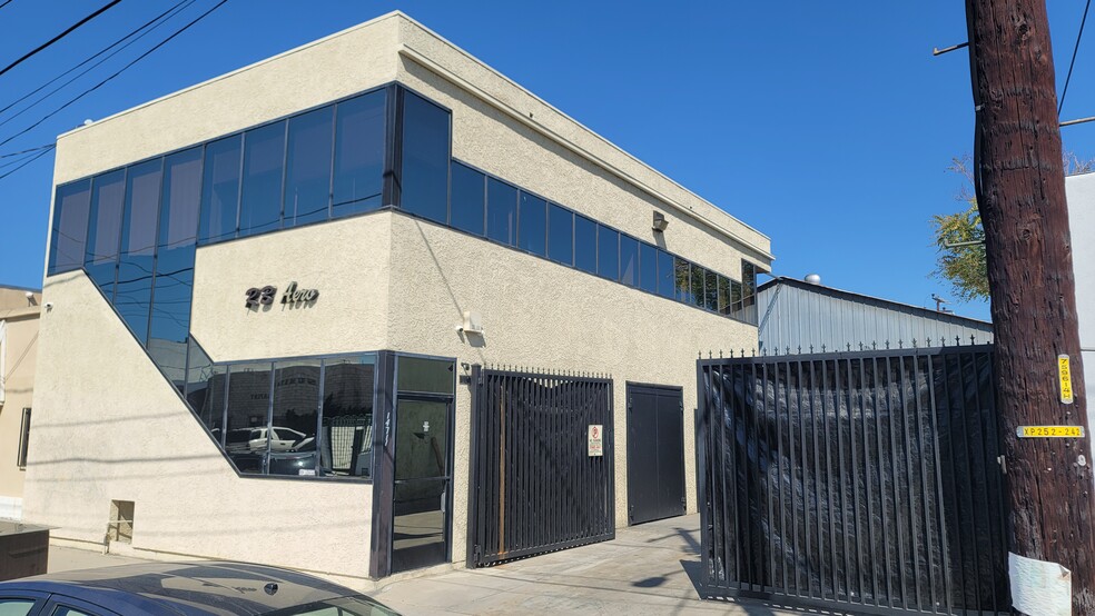 Primary Photo Of 14711 Lull St, Van Nuys Industrial For Lease