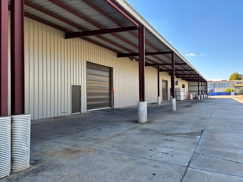 More Photos Of 11765 Darryl Dr, Baton Rouge Warehouse For Lease