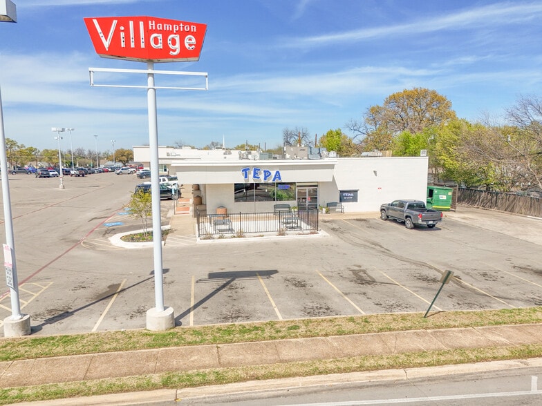 More Photos Of 312-428 S Hampton Rd, Dallas Storefront For Sale