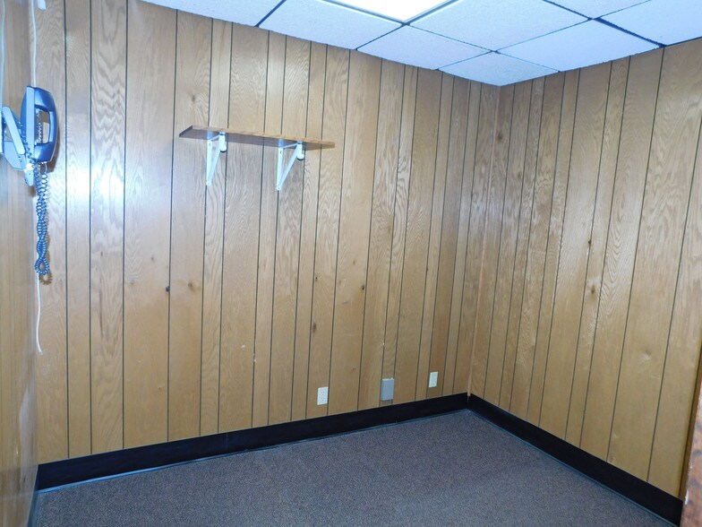 More Photos Of 207 4th St NW, Bemidji Storefront Retail Office For Lease