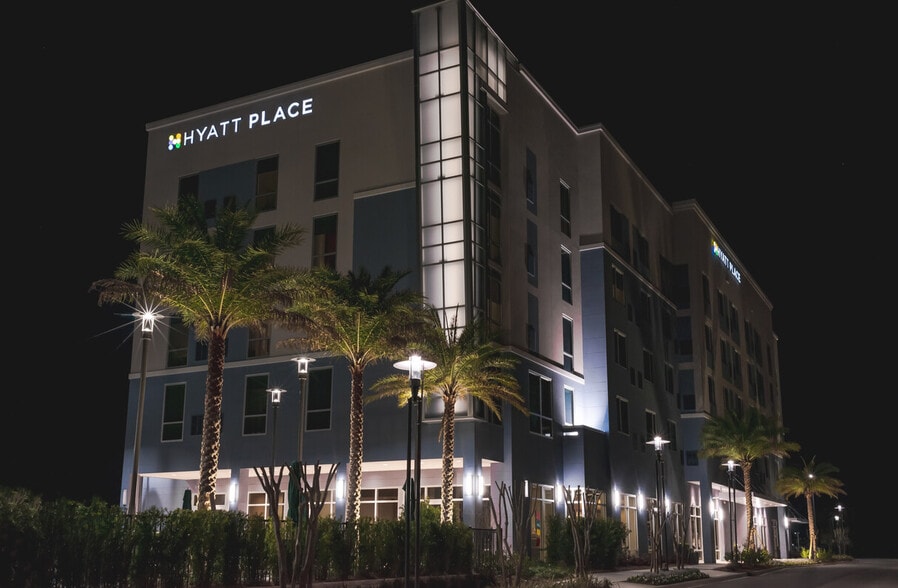 More Photos Of 585 Grand Blvd, Destin Unknown For Lease