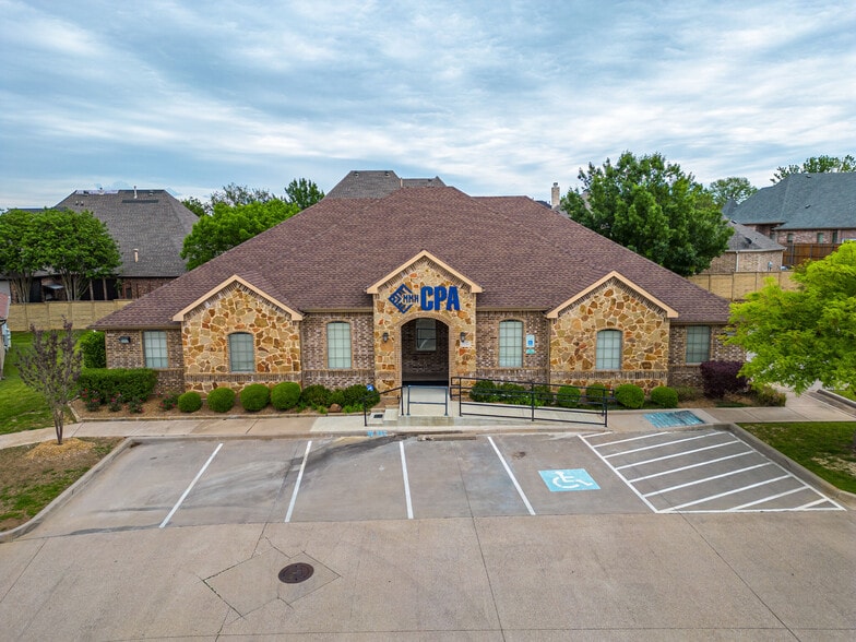 Primary Photo Of 935 W Glade Rd, Hurst Office For Sale