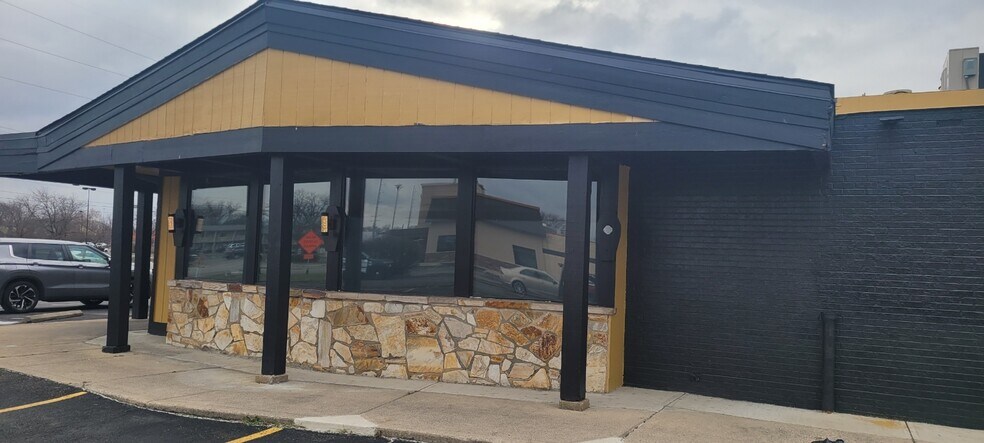 More Photos Of 2435 Brice Rd, Reynoldsburg Restaurant For Sale