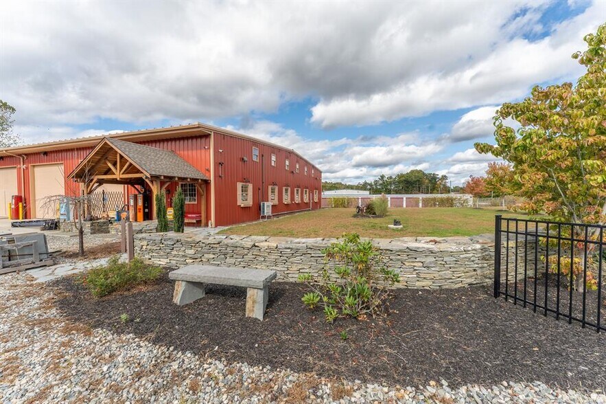 More Photos Of 4 Nora Ln, Pomfret Warehouse For Sale