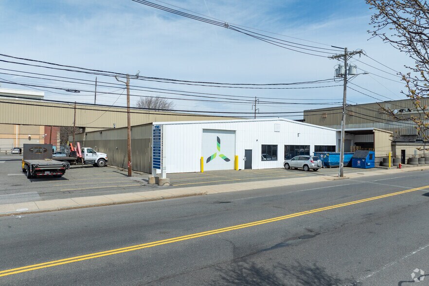 Primary Photo Of 730 Eastern Ave, Malden Manufacturing For Lease