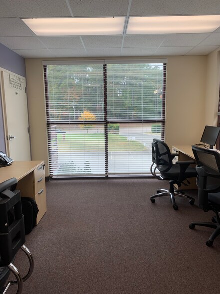 More Photos Of 930 Martin Luther King Jr Blvd, Chapel Hill Office For Lease