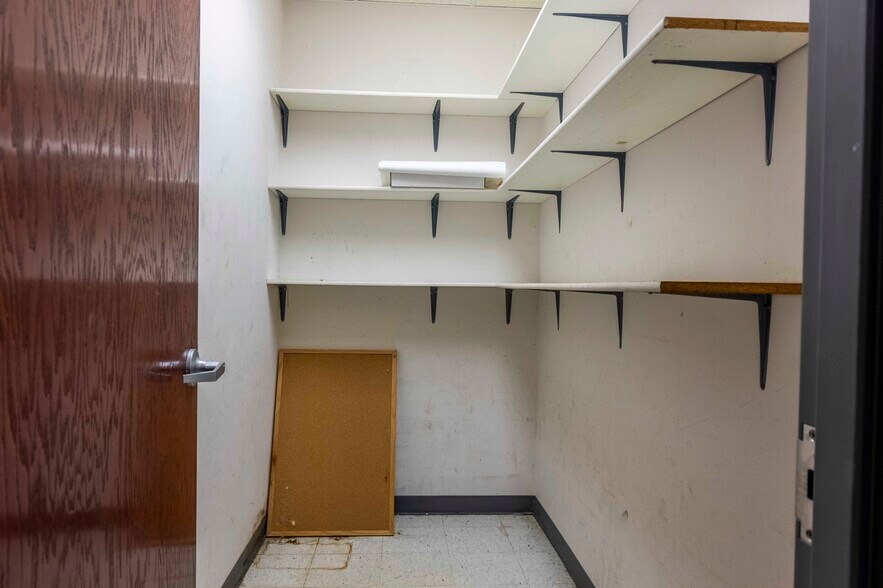 More Photos Of 1 Rooster Way, Barry Industrial For Sale