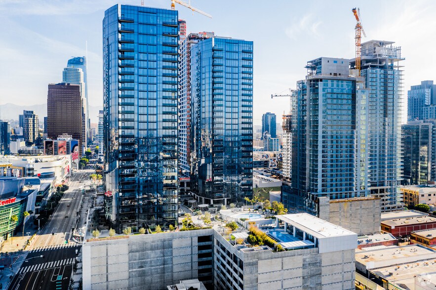 More Photos Of 1200 S Figueroa St, Los Angeles Apartments For Lease
