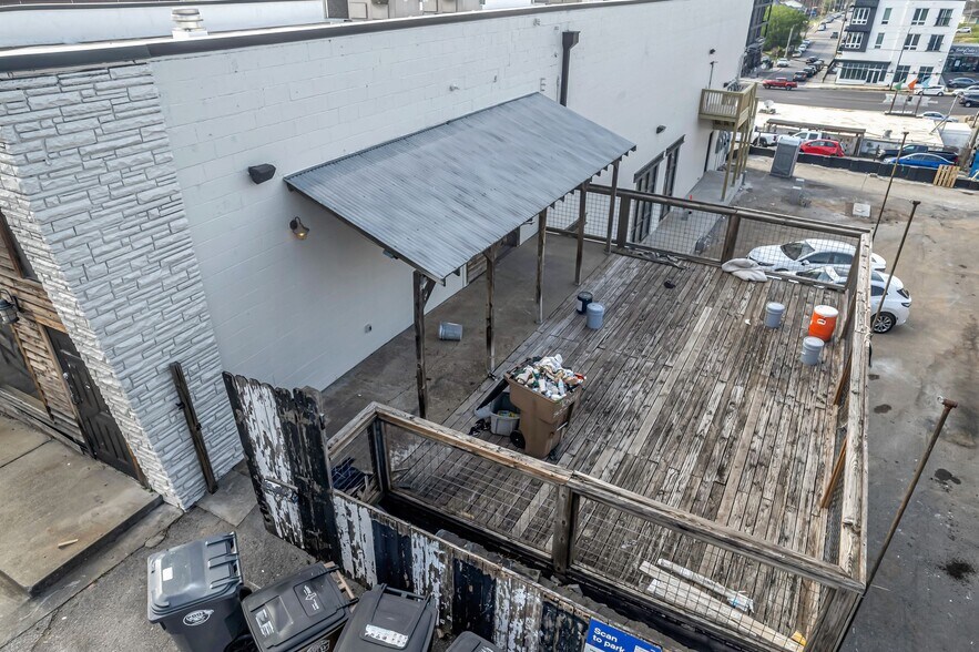More Photos Of 823 Woodland St, Nashville Freestanding For Lease