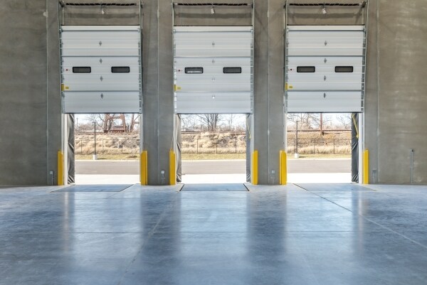 More Photos Of 3000 W 4th St, Chester Distribution For Lease