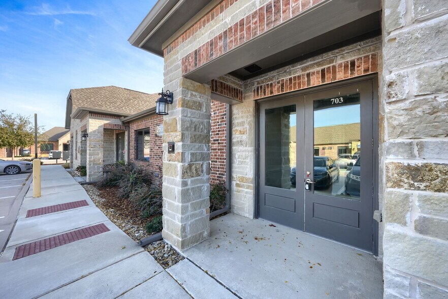 More Photos Of 2601 Little Elm Pky, Little Elm Coworking Space