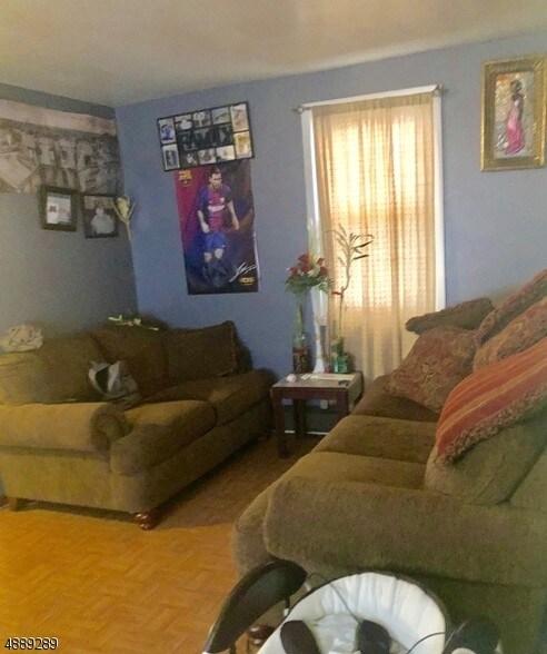 More Photos Of 179 Adams St, Newark Restaurant For Sale