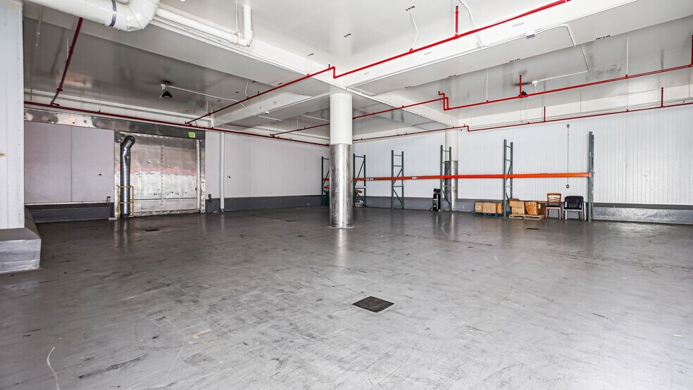 More Photos Of 3305 E Vernon Ave, Vernon Refrigeration Cold Storage For Sale