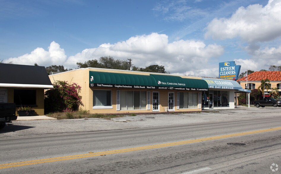 Primary Photo Of 4227 Henderson Blvd, Tampa Freestanding For Sale