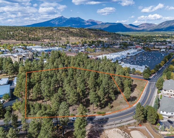 More Photos Of 1487-1551 S Plaza Way, Flagstaff Land For Sale