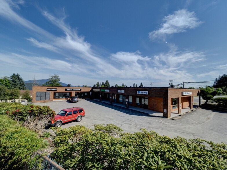 Primary Photo Of 771 Gibsons Way, Gibsons Storefront For Sale