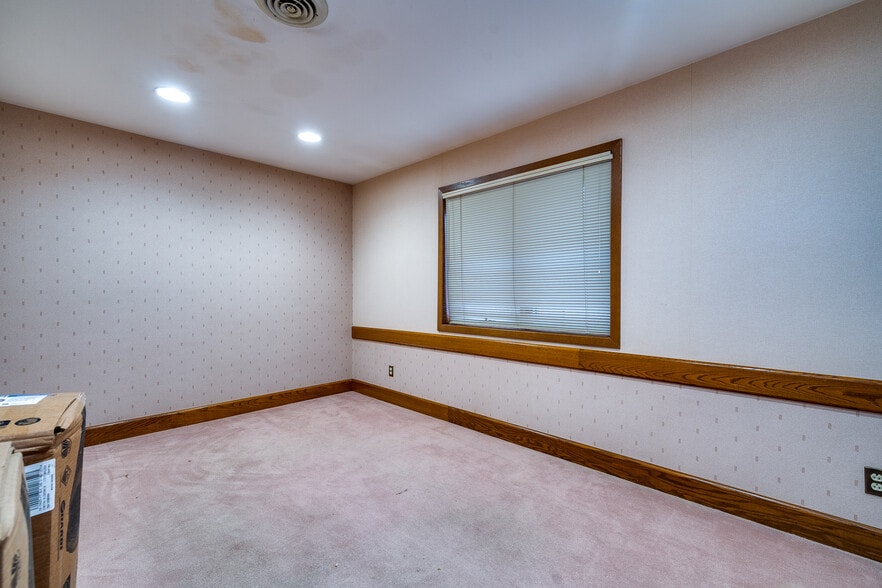 More Photos Of 7345 Far Hills Ave, Dayton Medical For Lease