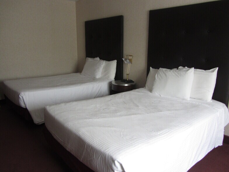 More Photos Of 400 Granite Rd, Kerhonkson Hotel For Sale