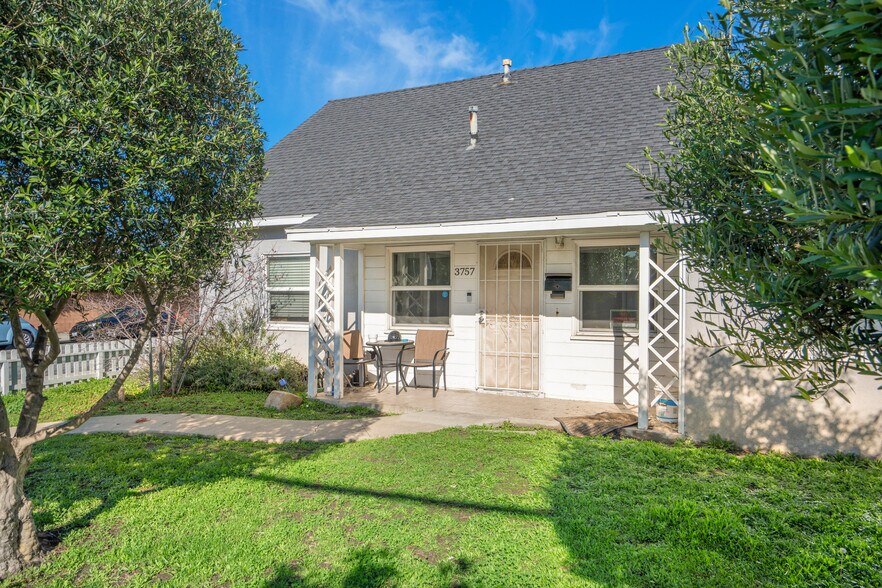 More Photos Of 3759 W 182nd St, Torrance Multifamily For Sale