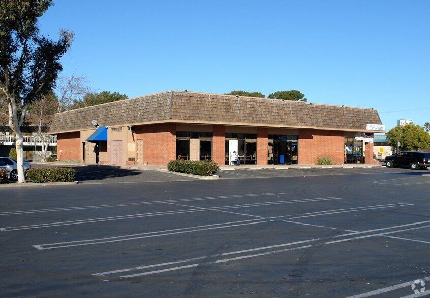More Photos Of 2655-2667 S Ventura Rd, Port Hueneme Freestanding For Lease