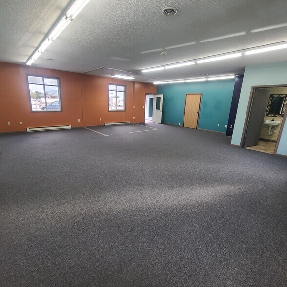 More Photos Of 8265 179th St NW, Clearwater Loft Creative Space For Lease