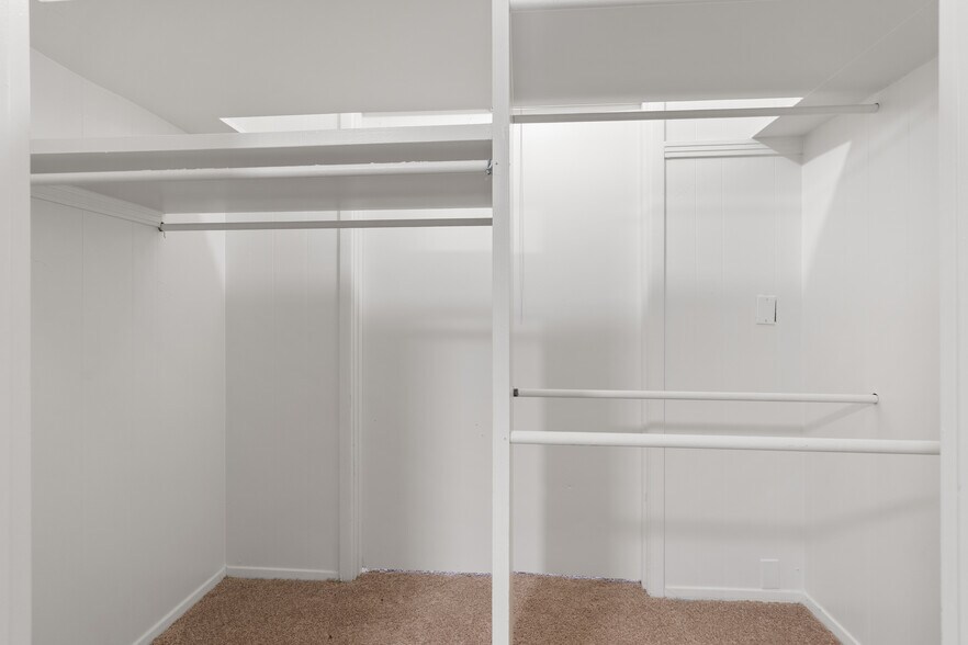 More Photos Of 2404 Louise St, Denton Multifamily For Sale