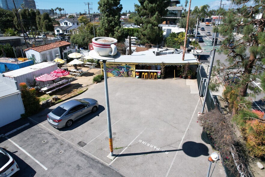 More Photos Of 5740-5754 W Adams Blvd, Los Angeles Storefront Retail Office For Lease