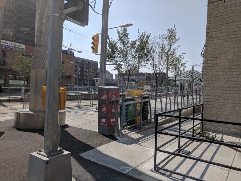 More Photos Of 683 10th St SW, Calgary Apartments For Sale